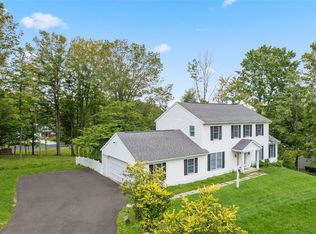 700 Holly Hill Rd, Vestal, NY 13850