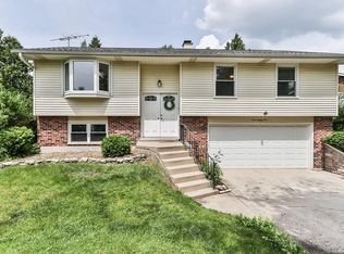 781 Patton Dr, Buffalo Grove, IL 60089