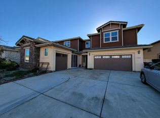 9878 Penela Way, Elk Grove, CA 95757