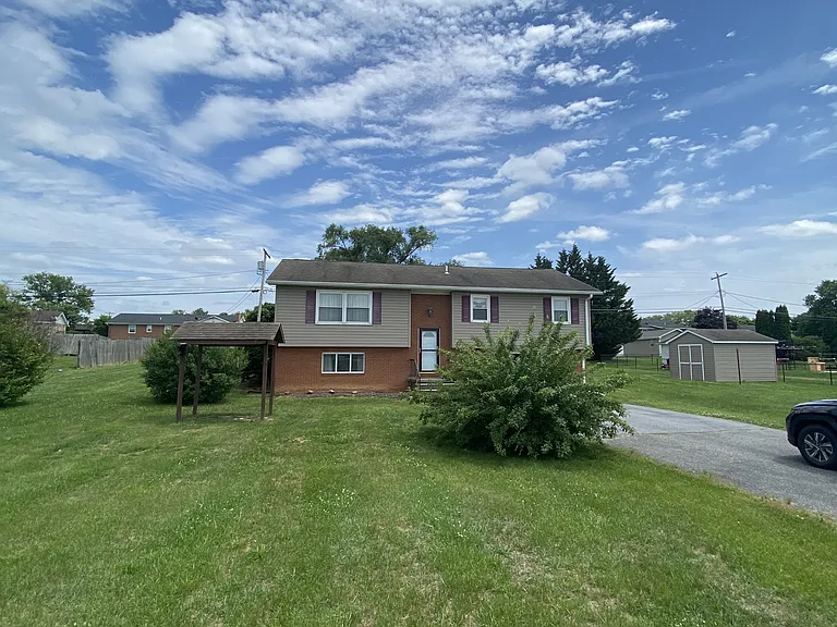 39 Timothy Dr — Photo 3