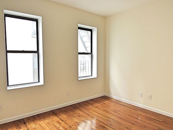 5th image of 4011 25th Ave APT 6