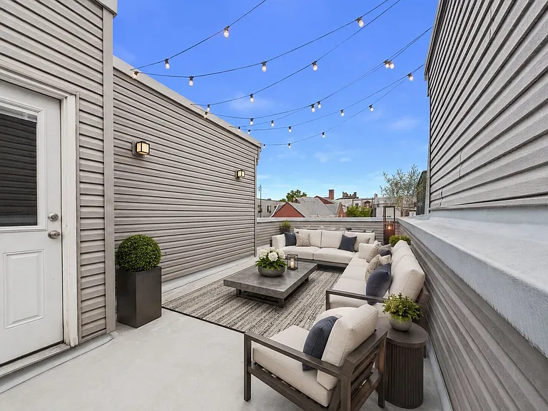 1514 Cambridge St — Photo 43