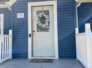 3173 Edgerton St, Vadnais Heights, MN 55127