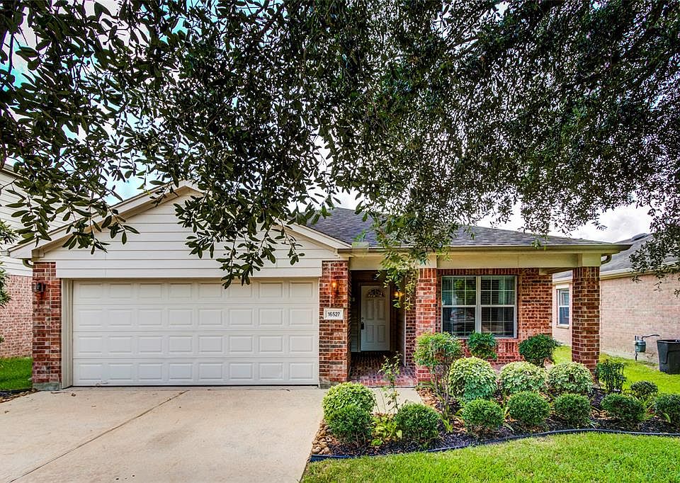 1st image of 16527 Bristle Creek Dr