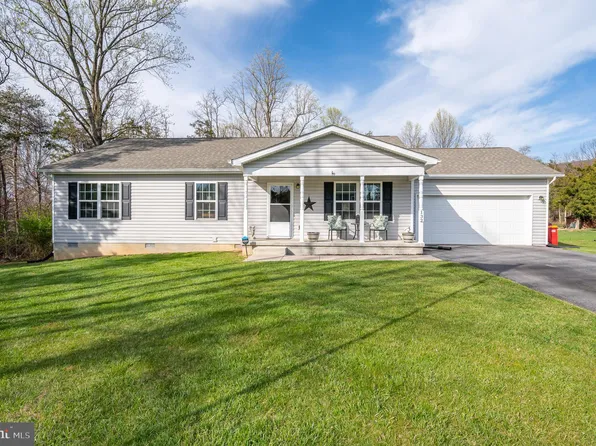 132 Mountain View Dr, Harpers Ferry, WV 25425