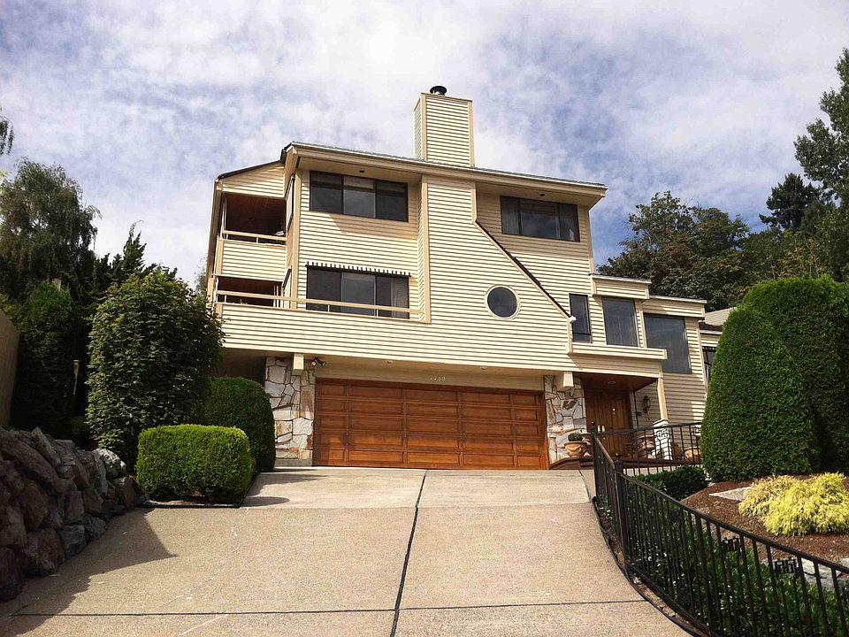 2nd image of 7759 58th Ave NE