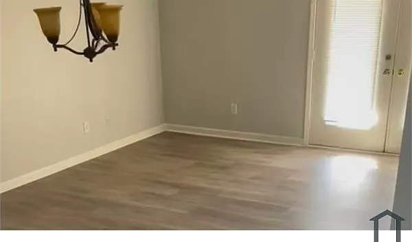 2 bed, 1270 sqft, $1,650 — Photo 3