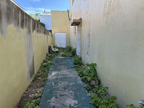 5th image of Calle Mano Braschi #5