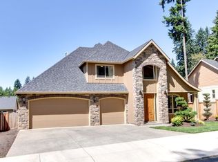 14753 SE Crosswater Way, Clackamas, OR 97015