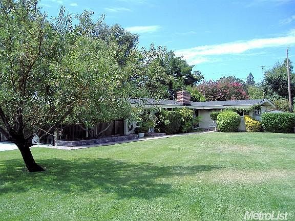 1st image of 8341 Lucienne Dr