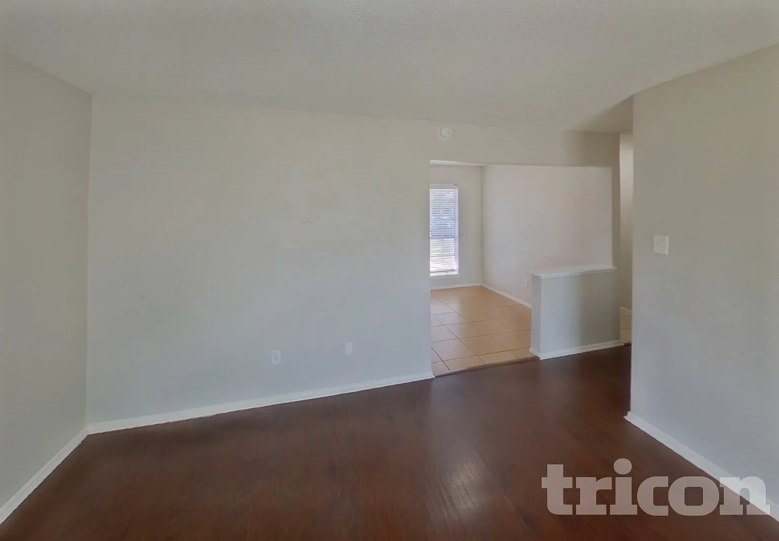 706 Waikiki Drive Garland TX — Photo 2