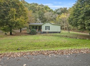 180 McQueen Hollow Rd, Johnson City, TN 37601