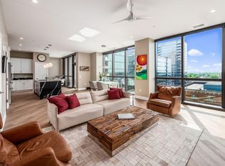 225 John H McConnell Blvd #909, Columbus, OH