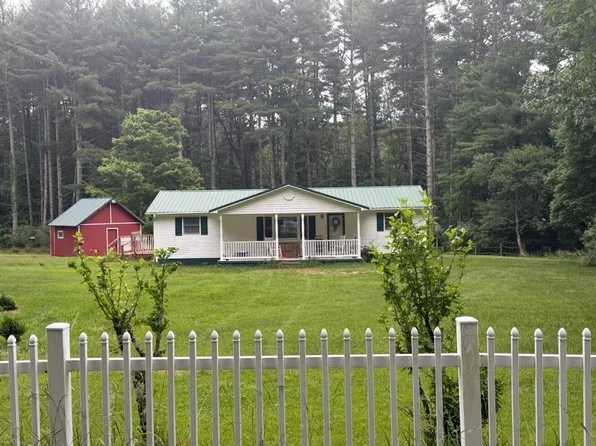 1446 Moncove Lake Access Rd, Gap Mills, WV 24941