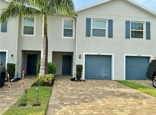 15100 Wildflower Cir, Naples, FL 34119