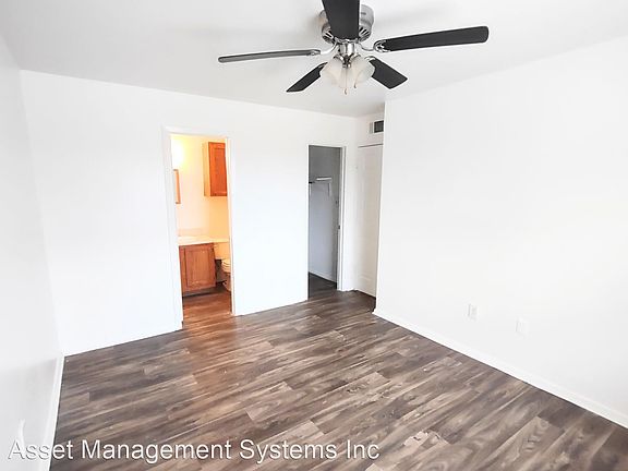 2nd image of 2211 N Bell Ave APT 116
