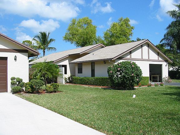 4th image of 3105 NW 10th Pl