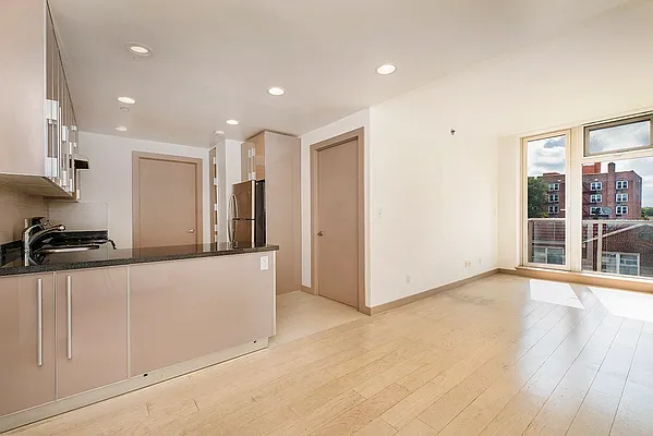 Rented by Bold New York | media 13