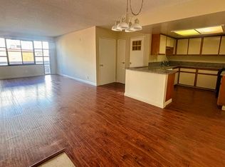 938 S Gramercy Pl #202, Los Angeles, CA 90019
