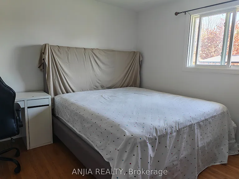 58 Kitchener Rd #2 — Photo 8