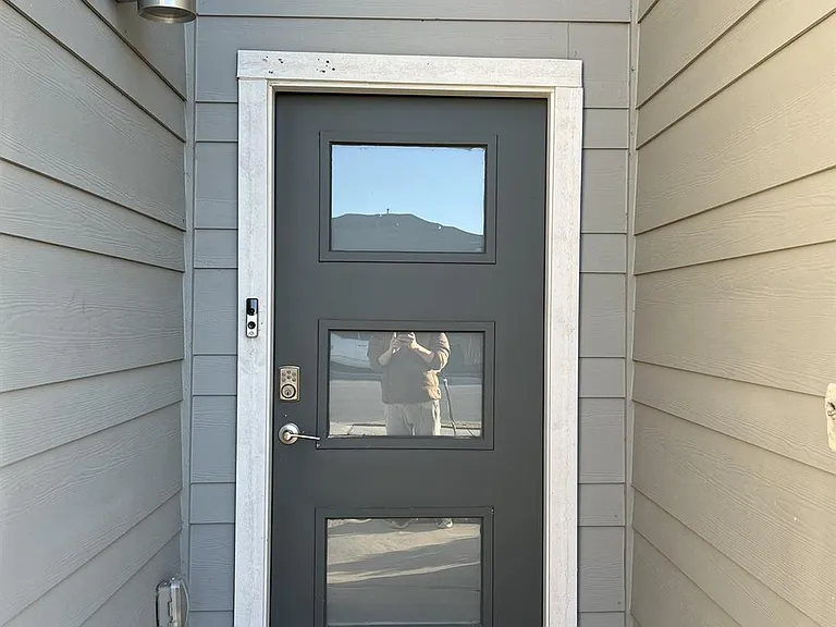 14213 Cantarra Dr — Photo 3