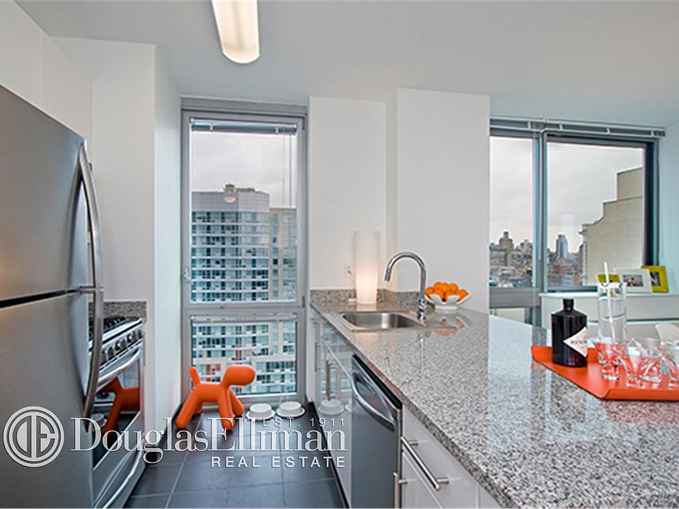 1st image of 505 W 37th St APT 19F