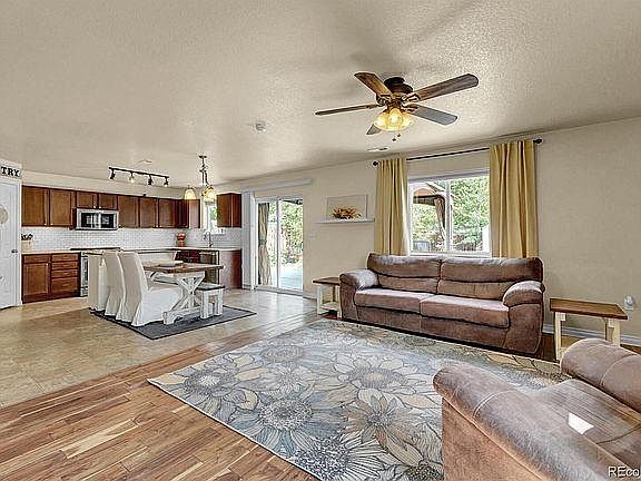 1st image of 2775 Delta Dr