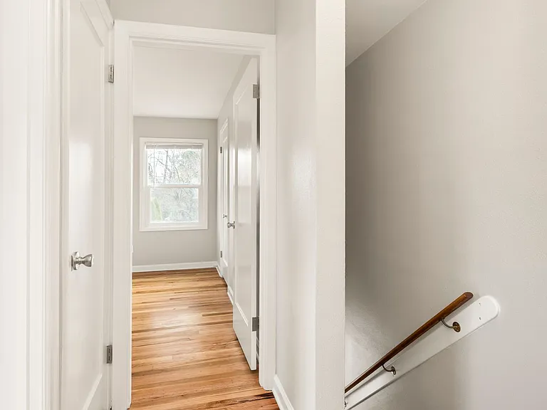 Parkside Apartments — Photo 31
