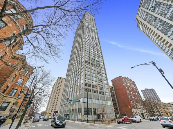 (undisclosed Address), Chicago, IL 60613
