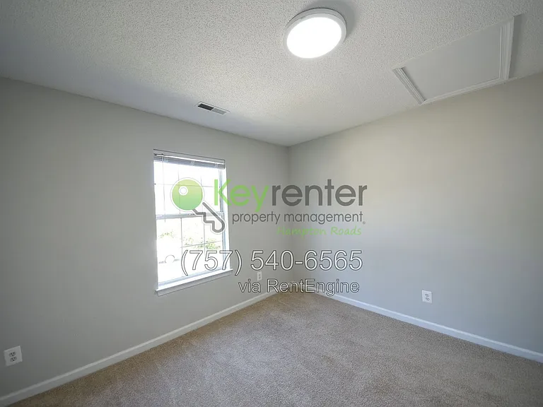 102 Pelican Cv — Photo 25