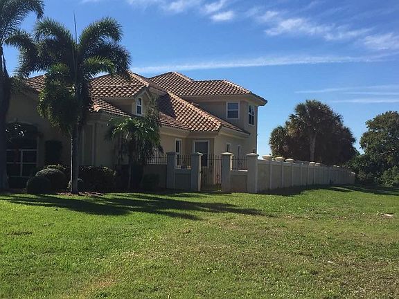 2nd image of 225 Lansing Island Dr