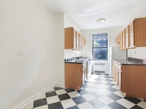 5th image of 35-06 88th St Unit 3D