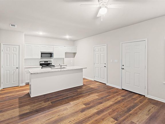 3rd image of 2708 Ginger Ct