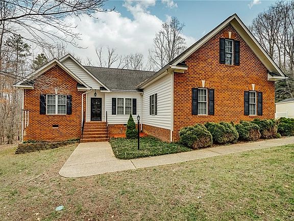 3rd image of 7324 Hidden Lake Estate Dr