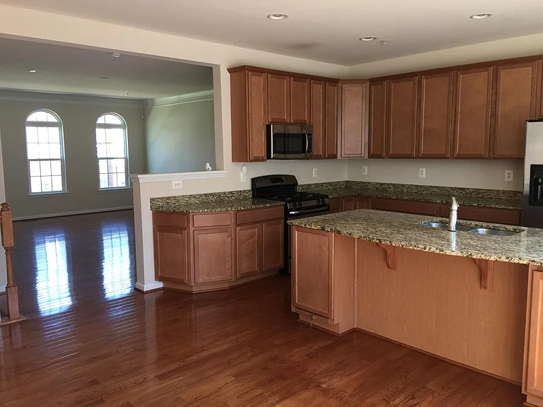 6308 Santo Pl — Photo 6