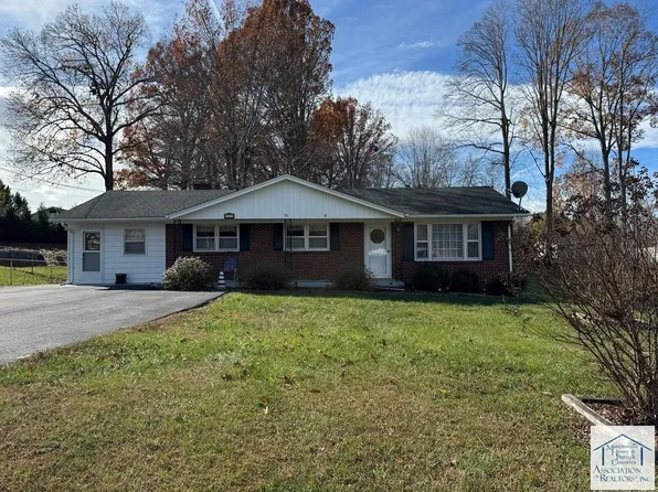 92 Sheffield Rd, Ridgeway, VA 24148