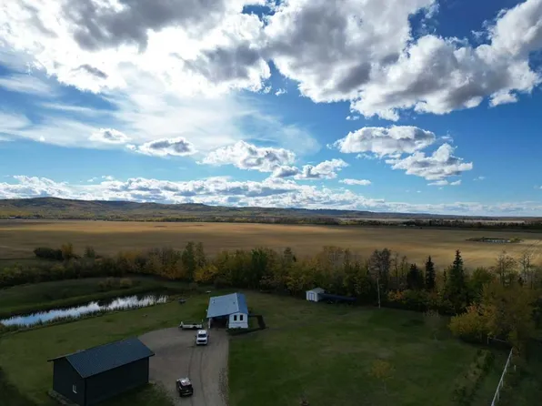 8135 NE Township Road 782, Saddle Hills County, AB T0H 3V0
