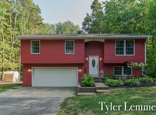 10640 Osborn St, Grand Haven, MI 49417