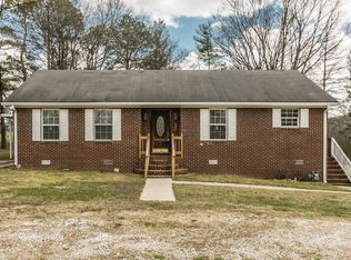 121 Lock Six Rd, Hartsville, TN 37074