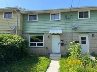 100 Thomas St #6, Kingston, ON K7K2E3