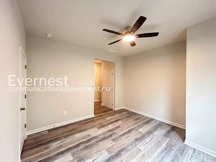 7762 Plymouth Dr — Photo 13