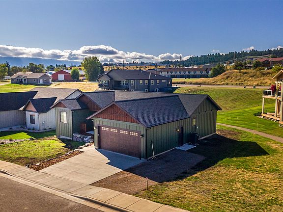 3rd image of 310 Timberwolf Dr