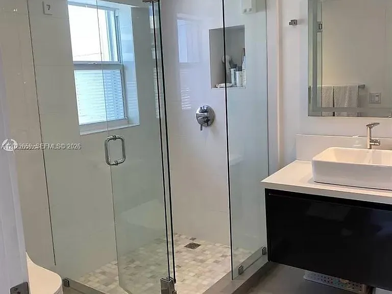 590 Ocean Dr #8B — Photo 9