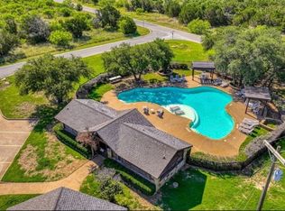170 Poppy Hills Dr, Graford, TX 76449