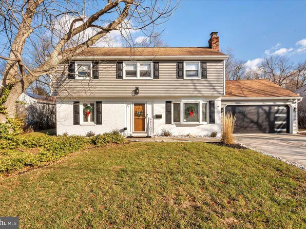 30 Briarcliff Rd, Marlton, NJ 08053