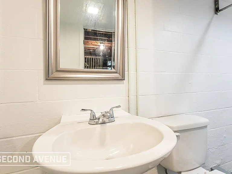 1003 Locust Dr — Photo 19