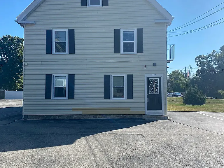 409 Adams St #3 — Photo 11