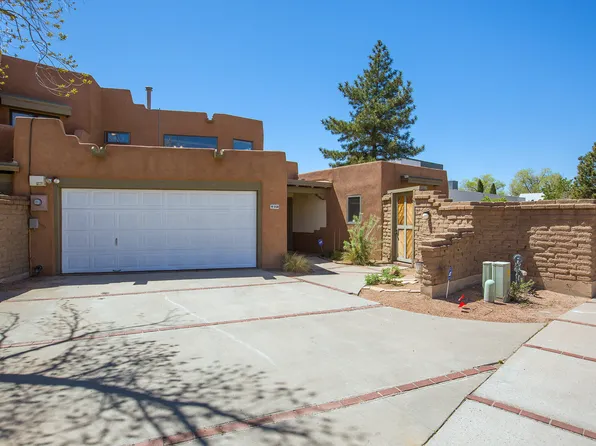 2136 Paseo Del Prado NW, Albuquerque, NM 87104