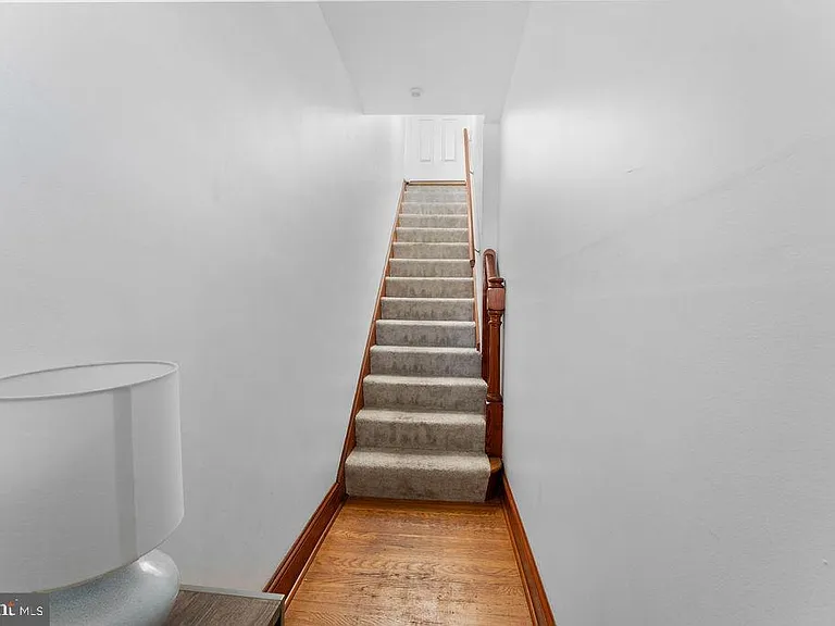 339 Drew St — Photo 5