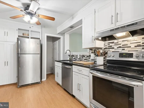 319 Gambrills Rd, Gambrills, MD 21054